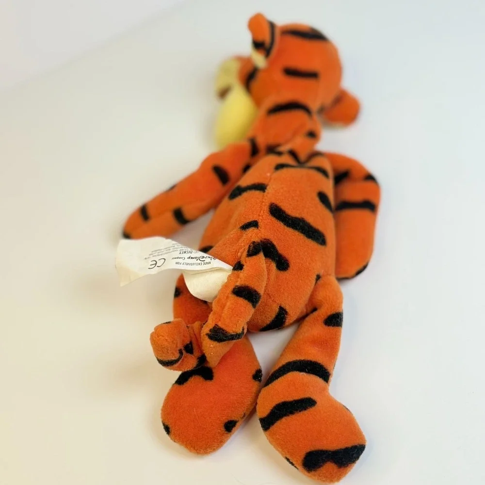 Disney Tigger 8